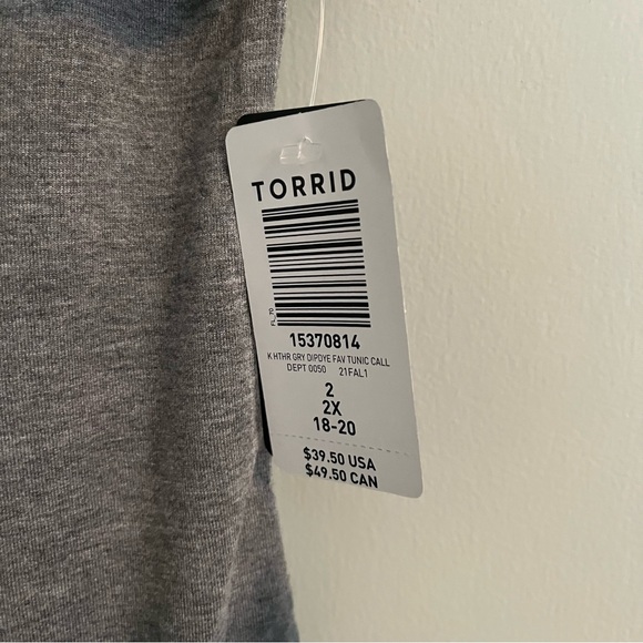 NWT Torrid Off Shoulder Tunic Tee - Picture 7 of 8